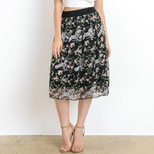 HESPERUS / Bird Embroidered Sheer Overlay Skirt